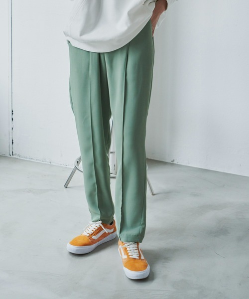 Auntie Rosa Holiday（アンティローザホリデー）の「カラーテーパードイージーパンツ（スラックス・レディース・パープル/イエロー/グリーン・SMALL/MEDIUM）」の14枚目の写真