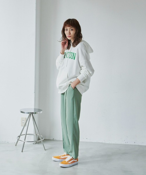 Auntie Rosa Holiday（アンティローザホリデー）の「カラーテーパードイージーパンツ（スラックス・レディース・パープル/イエロー/グリーン・SMALL/MEDIUM）」の19枚目の写真