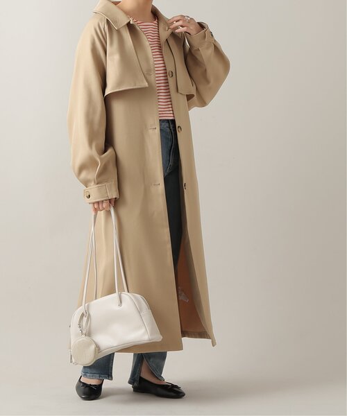 frames RAY CASSIN(フレームスレイカズン)の「2WAYカラーボリュームスリーブコート(ステンカラーコート・レディース・ベージュ/グレイッシュベージュ・FREE)」の4枚目の写真