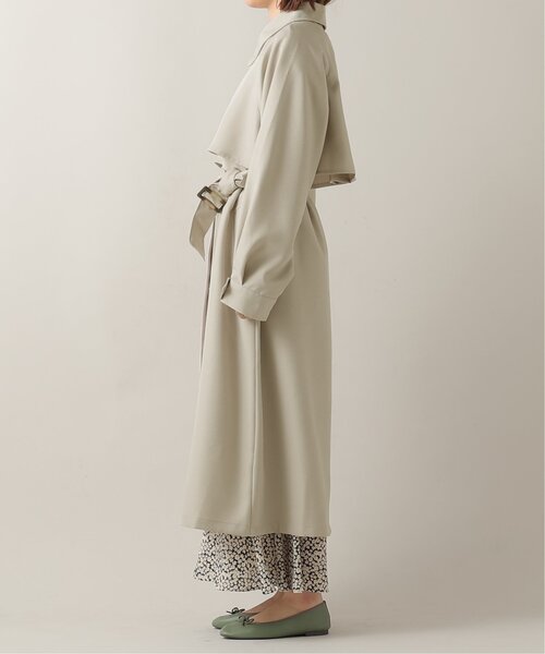frames RAY CASSIN(フレームスレイカズン)の「2WAYカラーボリュームスリーブコート(ステンカラーコート・レディース・ベージュ/グレイッシュベージュ・FREE)」の9枚目の写真