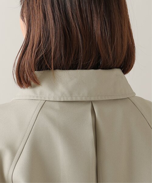 frames RAY CASSIN(フレームスレイカズン)の「2WAYカラーボリュームスリーブコート(ステンカラーコート・レディース・ベージュ/グレイッシュベージュ・FREE)」の11枚目の写真
