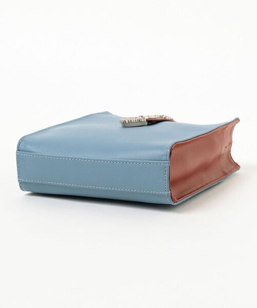 BEAURE × RayBEAMS コンチョ ショルダーバック　※本日限定値下げ Ray BEAMS（レイビームス）の「BEAURE × Ray BEAMS / 別注 コンチョ
