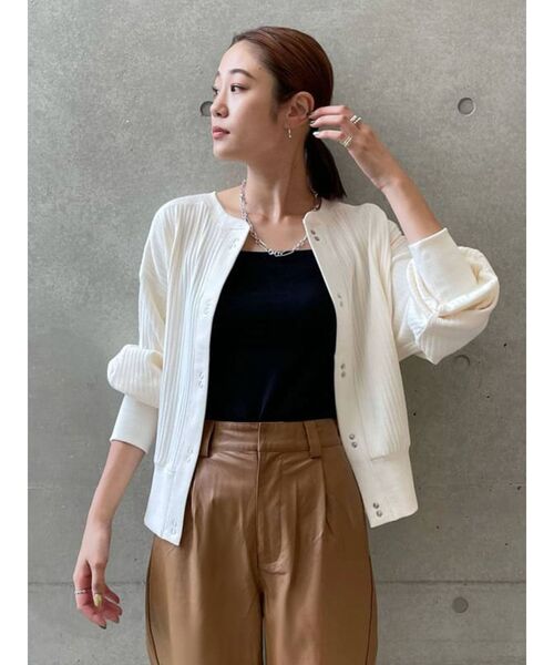 Ungrid（アングリッド）の「ショートカットルーズカーデ ( クルーネックカーディガン )（カーディガン/ボレロ・レディース・チャコールグレー/アイボリー/グリーン系その他・FREE）」の7枚目の写真