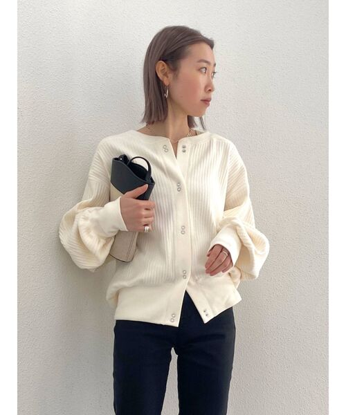 Ungrid（アングリッド）の「ショートカットルーズカーデ ( クルーネックカーディガン )（カーディガン/ボレロ・レディース・チャコールグレー/アイボリー/グリーン系その他・FREE）」の17枚目の写真