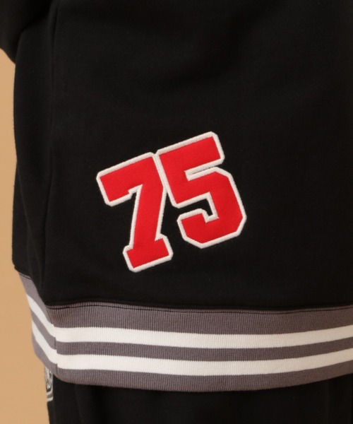 AVIREX(アヴィレックス)の「【直営店限定】ベースボール リブライン クルーネック スウェット / BASEBALL RIB LINE CREW NECK SWEAT / アヴィレックス /(スウェット・レディース・ブラック/ライトグレー・XX-LARGE/X-LARGE/LARGE/MEDIUM)」の4枚目の写真