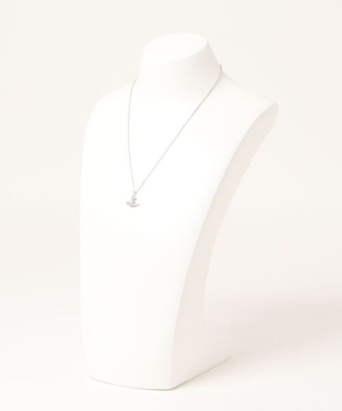 Vivienne Westwood(ヴィヴィアンウエストウッド)の「63020095/REINA PENDANT-SMV(ネックレス・レディース・シルバー/ゴールド/ピンク・FREE)」の5枚目の写真