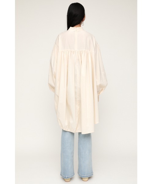 SLY（スライ）の「SHIRRING MOCK NECK DRESS シャーリング ドレス（ワンピース・レディース・オフホワイト/ベージュ/ブラック・FREE）」の7枚目の写真