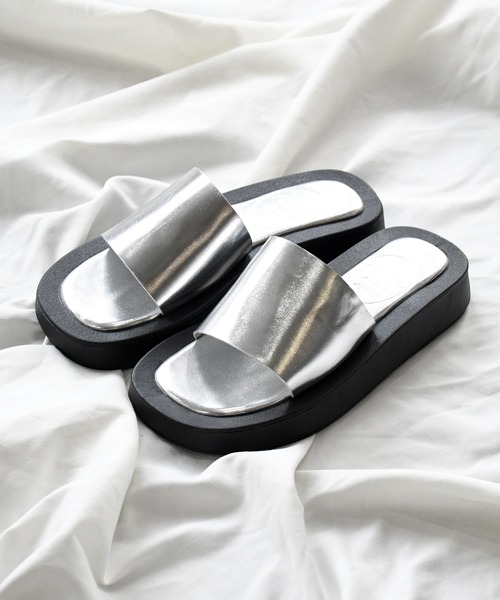 sango（sango）の「ボリュームアウトソールサンダル（サンダル・レディース・ベージュ/ブラック/シルバー/ホワイト・L/M/3L/SS/S/LL）」の6枚目の写真