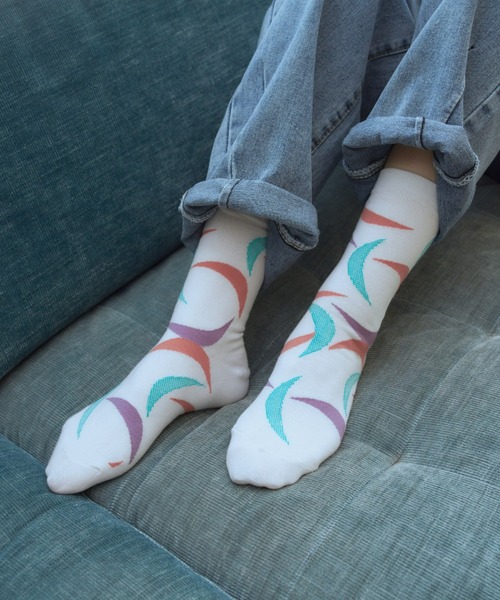 manana suerte（マニャーナスエルテ）の「オプティカル柄ソックス（ソックス/靴下・レディース・ブラック/ホワイト/ネイビー・FREE）」の2枚目の写真