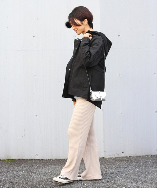 JOURNAL STANDARD relume（ジャーナルスタンダード　レリューム）の「《追加》グログランマウンテンパーカー◆（マウンテンパーカー・レディース・ブラック/ベージュ・FREE）」の4枚目の写真