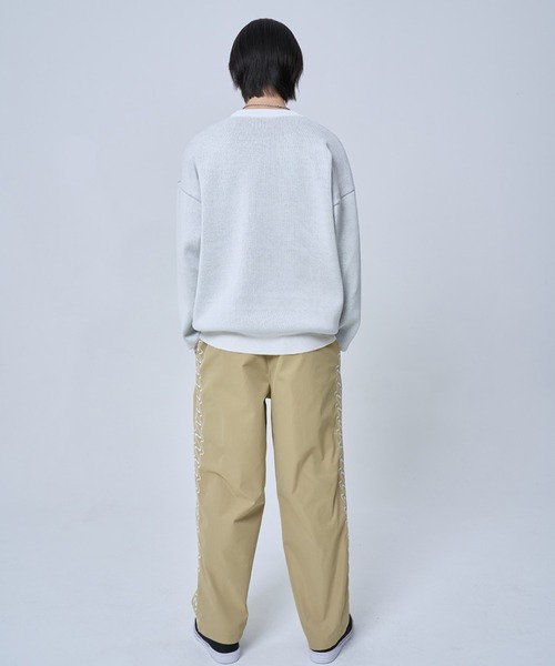 OY(オーワイ)の「『OY/オーワイ』PIXEL LOGO KNIT/ピクセルロゴ ニットソー(ニット/セーター・メンズ・ホワイト/ブラック・FREE)」の7枚目の写真