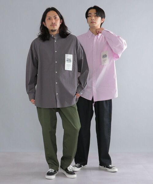SHIPS（シップス）の「*SHIPS: ワンサイズフィット ビッグシルエット バンドカラー シャツ（シャツ/ブラウス・メンズ・ブルー/ダークグレー/ベージュ/ネイビー/ブラック/オリーブ・ONE SIZE）」の3枚目の写真