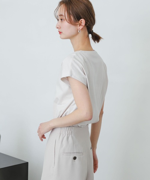 SENSE OF PLACE by URBAN RESEARCH（センスオブプレイスバイアーバンリサーチ）の「オーガニックコットンフレンチスリーブTシャツ（Tシャツ/カットソー・レディース・ブラック/レッド/オフホワイト/グリーン/ホワイト系その他/ライトベージュ/ピンク・ONE）」の14枚目の写真