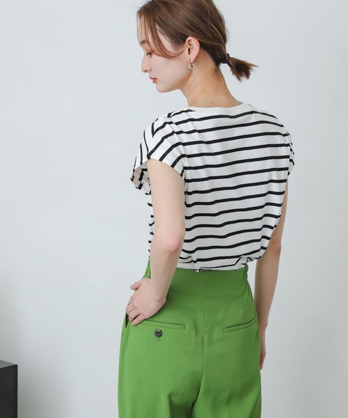 SENSE OF PLACE by URBAN RESEARCH（センスオブプレイスバイアーバンリサーチ）の「オーガニックコットンフレンチスリーブTシャツ（Tシャツ/カットソー・レディース・ブラック/レッド/オフホワイト/グリーン/ホワイト系その他/ライトベージュ/ピンク・ONE）」の10枚目の写真