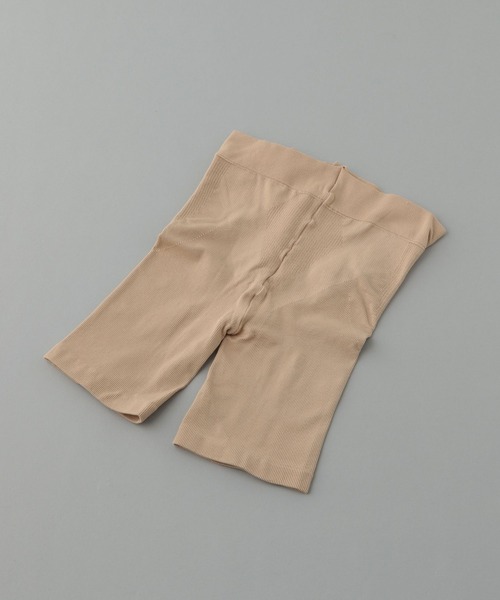 A part by(アパートバイ)の「【e/rm×HAKUTORIKO】フリーフィットヒップシェイパー 271769(その他アンダーウェア/インナー・レディース・ブラック/ベージュ・FREE)」の1枚目の写真