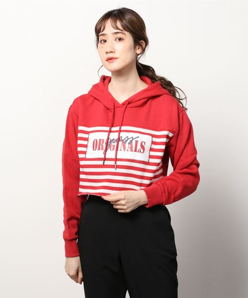 Guess（ゲス）の「GUESS Originals Cropped Hoodie（パーカー・レディース・ネイビー/レッド・SMALL/MEDIUM/X-SMALL）」の8枚目の写真
