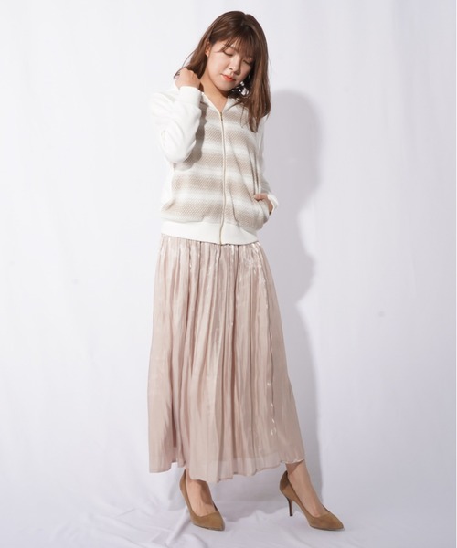 malla(マーラ)の「malla マーラ グラデーションラッセルパーカ(パーカー・レディース・ホワイト/ネイビー・FREE)」の19枚目の写真