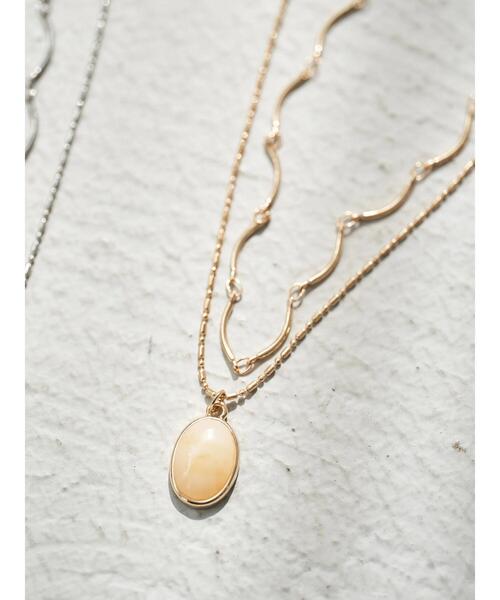 earth music&ecology（アースミュージックアンドエコロジー）の「アクリルストーン2連ネックレス（ネックレス・レディース・シルバー/ゴールド・FREE）」の5枚目の写真