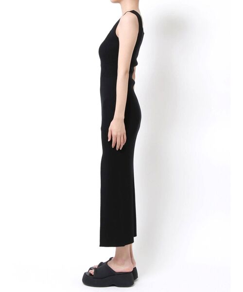 EMODA（エモダ）の「リブスリットマキシニットワンピース（ワンピース・レディース・ブラック/ブルー/グレー・FREE）」の18枚目の写真