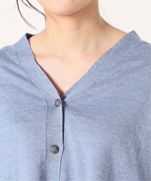 IENA（イエナ）の「Pasha リネンコットンワイド Vネックカーディガン（カーディガン/ボレロ・レディース・サックスブルー/グレー系その他/キャメル・FREE）」の14枚目の写真