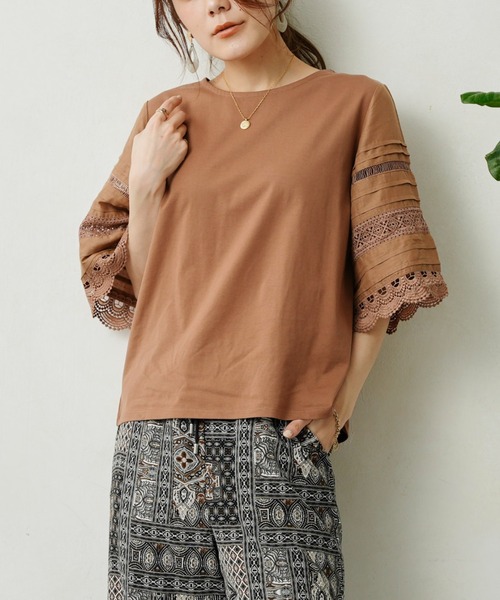 Chez toi（シェトワ）の「袖レース切替オーガニックコットンプルオーバー（Tシャツ/カットソー・レディース・ブラック/オフホワイト/キャメル・FREE）」の5枚目の写真