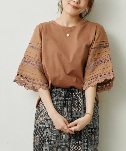 Chez toi（シェトワ）の「袖レース切替オーガニックコットンプルオーバー（Tシャツ/カットソー・レディース・ブラック/オフホワイト/キャメル・FREE）」の10枚目の写真