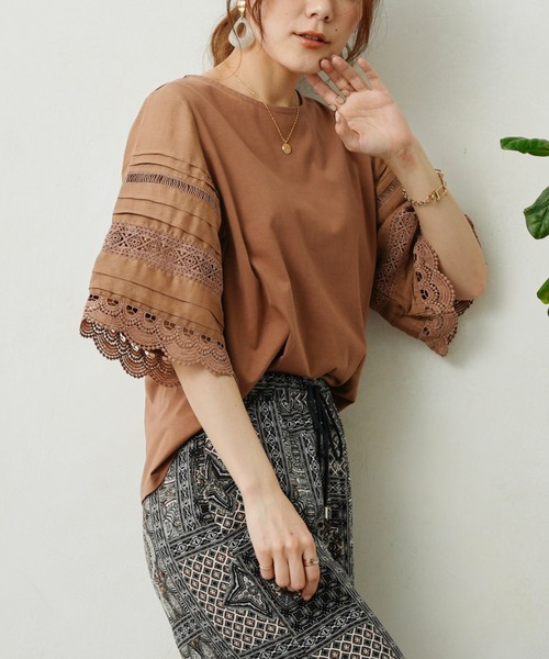 Chez toi（シェトワ）の「袖レース切替オーガニックコットンプルオーバー（Tシャツ/カットソー・レディース・ブラック/オフホワイト/キャメル・FREE）」の13枚目の写真