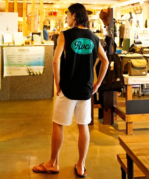 RVCA（ルーカ）の「RVCA/ルーカ ルーズシルエット ノースリーブTシャツ バックプリント タンクトップ BC041-365（タンクトップ・メンズ・ホワイト/ブラック/グリーン・S/M/L）」の20枚目の写真