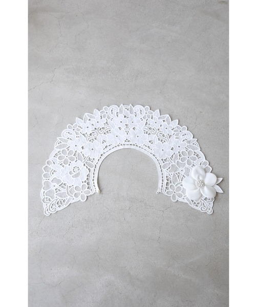 cawaii(カワイイ)の「花コサージュ咲くカッティングレースの付け襟(付け襟・レディース・ホワイト・FREE)」の14枚目の写真