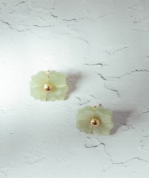 アクリルフラワーピアス