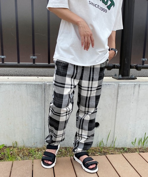 PairPair（ペアペア）の「チェックシェフパンツ(ユニセックス）（その他パンツ・メンズ・ブラック系その他/ベージュ系その他・MEDIUM/LARGE）」の4枚目の写真