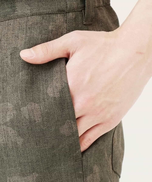 MK MICHEL KLEIN HOMME (エムケーミッシェルクランオム)の「ボタニカルパンツ(その他パンツ・メンズ・ベージュ/ライトカーキ・48/46)」の15枚目の写真
