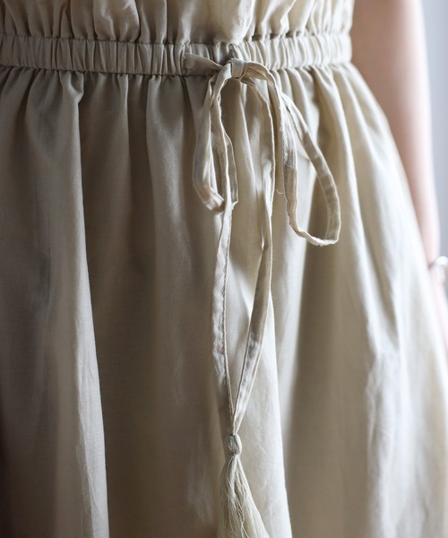 Fizz（フィズ）の「【Fizz/フィズ】　フレンチスリーブウエスト切替えマキシ丈ワンピース（ワンピース・レディース・ブルー/グレイッシュベージュ/チャコール・M）」の9枚目の写真