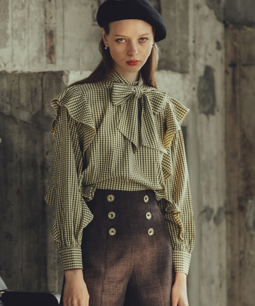 Cheek（チーク）の「長袖ボウタイフリルブラウス（シャツ/ブラウス・レディース・ホワイト×ブラック/イエロー・MEDIUM）」の4枚目の写真