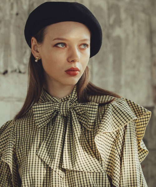 Cheek（チーク）の「長袖ボウタイフリルブラウス（シャツ/ブラウス・レディース・ホワイト×ブラック/イエロー・MEDIUM）」の6枚目の写真