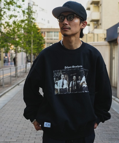 schott（ショット）の「【WEB LIMITED】Schott/ショット/CREW SWEAT PHOTO/クルースウェット フォト（スウェット・メンズ・ブラック/ブルー/ゴールド/ブルーグレー・XX-LARGE/MEDIUM/LARGE/X-LARGE）」の2枚目の写真