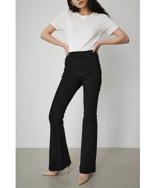 A PERFECT DENIM FLARE+/パーフェクトデニムフレア+（デニム