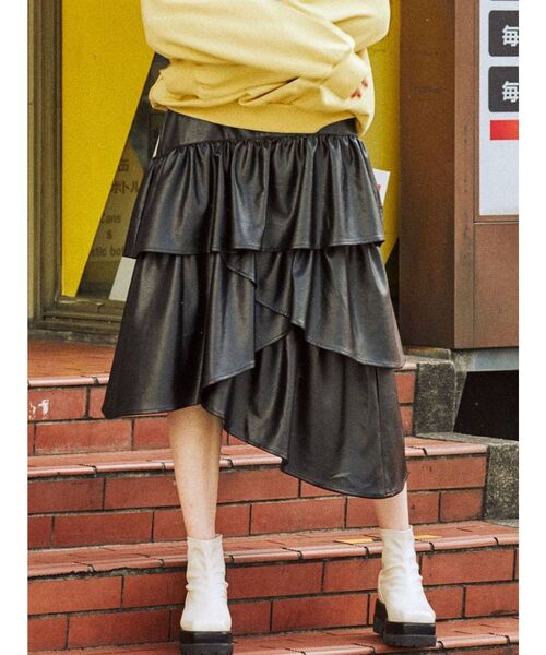 jouetie(ジュエティ)の「フリルティアードスカート(スカート・レディース・ブラック/レッド/グリーン・MEDIUM)」の2枚目の写真