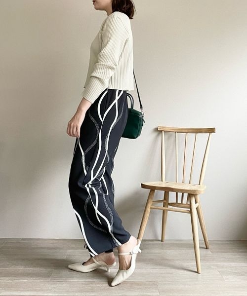 LOWRYS FARM(ローリーズファーム)の「2WAYクロップドカーディガン 165093(カーディガン/ボレロ・レディース・ブラック/ピンク/グリーン/オフホワイト/ホワイト系1・FREE)」の18枚目の写真