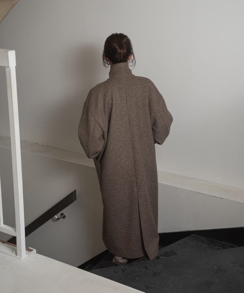 Amiur（エミレ）の「double face check coat（ダウンジャケット/コート・レディース・ブラウン・M/S）」の15枚目の写真