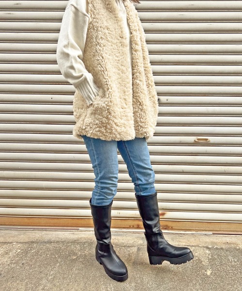 Sugar Sugar(シュガーシュガー)の「【SUGAR SUGAR シュガーシュガー】軽量厚底ストレッチロングブーツ(ブーツ・レディース・ブラック/アイボリー・M/S/L/LL)」の3枚目の写真