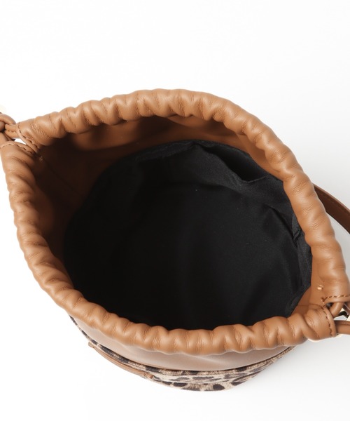 BARNYARDSTORM（バンヤードストーム）の「BARNYARDSTORM / 巾着コンビショルダー（ショルダーバッグ・レディース・ブラック/レオパード・FREE）」の20枚目の写真