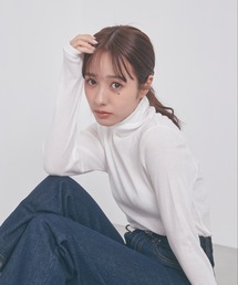 ハイネックカットソー