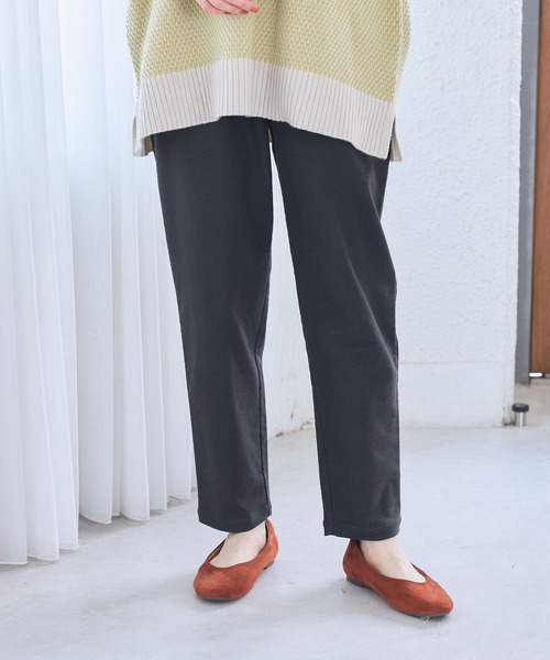 studio CLIP（スタディオクリップ）の「【みんなのリクエストパンツ】柔らかストレッチテーパードパンツ（その他パンツ・レディース・ネイビー/ブラウン/モカ/カーキ/アイボリー/スモーク/キャメル/ボルドー・MEDIUM/LARGE/SMALL/XX-LARGE/X-LARGE/XXX-LARGE）」の11枚目の写真