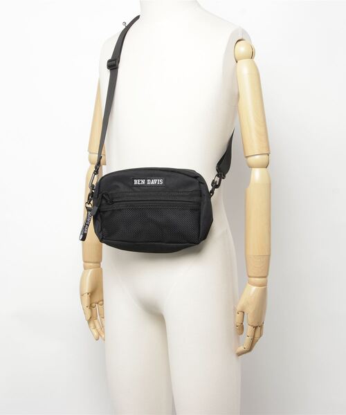 BEN DAVIS（ベンデイビス）の「【BEN DAVIS/ベンデイビス】ワイドショルダーバッグ ワンポイントブランドロゴ（ショルダーバッグ・メンズ・ブラック系その他/ブラック系その他2/ブラック・FREE）」の17枚目の写真