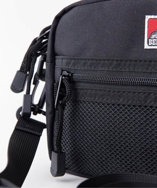 BEN DAVIS（ベンデイビス）の「【BEN DAVIS/ベンデイビス】ワイドショルダーバッグ ワンポイントブランドロゴ（ショルダーバッグ・メンズ・ブラック系その他/ブラック系その他2/ブラック・FREE）」の7枚目の写真