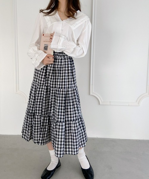 Loueme(ルエム)の「【23S/S 春夏新作】レーストリム深Vネックブラウス(シャツ/ブラウス・レディース・ホワイト/ブラック・FREE)」の13枚目の写真
