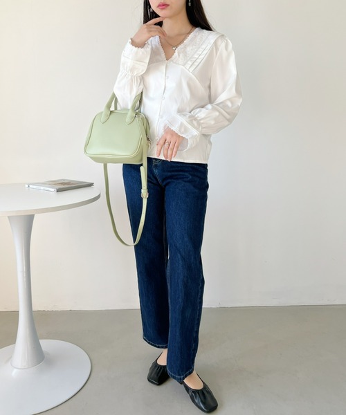 Loueme(ルエム)の「【23S/S 春夏新作】レーストリム深Vネックブラウス(シャツ/ブラウス・レディース・ホワイト/ブラック・FREE)」の7枚目の写真