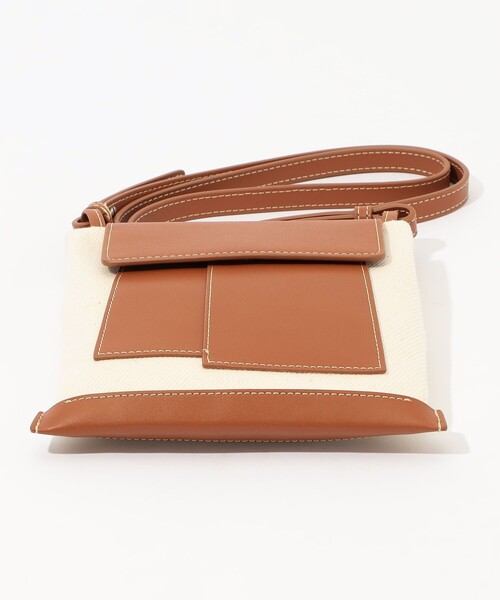 TOMORROWLAND (トゥモローランド)の「【別注】the dilettante×TOMORROWLAND コンビ サコッシュ(ボディバッグ/ウエストポーチ・メンズ・ブラウン系その他・FREE)」の5枚目の写真