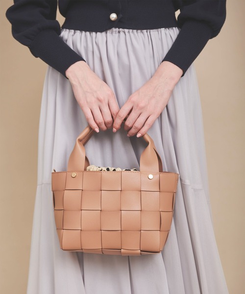 31 Sons de mode(トランテアン ソン ドゥ モード)の「PU編みバッグ(ショルダーバッグ・レディース・オフホワイト/イエロー/ピンク・フリー)」の8枚目の写真